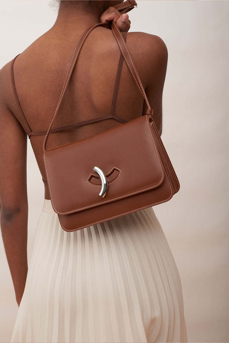 【LITTLE LIFFNER】MACCHERONI BAG ショルダー バッグ/各色 Little Liffner Maccheroni Bag - Light brown | Garmentory