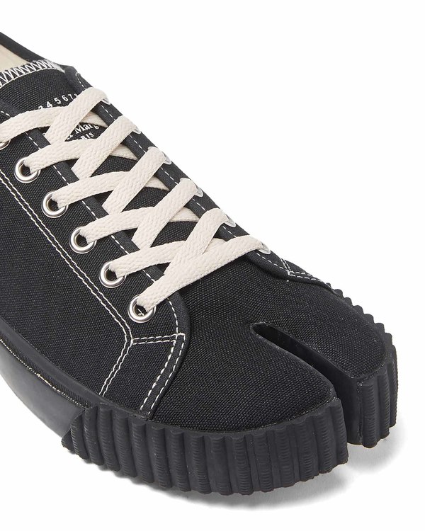Maison Margiela Tabi Sneakers - Black | Garmentory