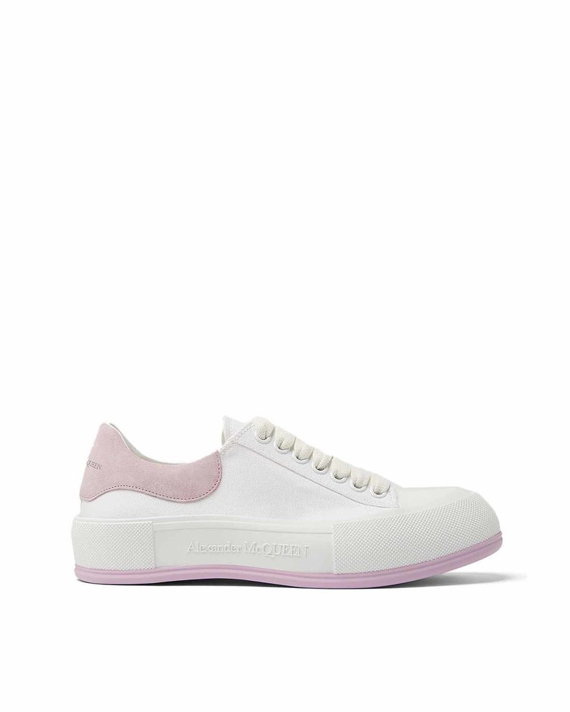 Alexander McQueen Deck Plimsoll Lace Up Sneakersスニーカー Alexander McQueen Deck Plimsoll Lace Up Sneakers - White