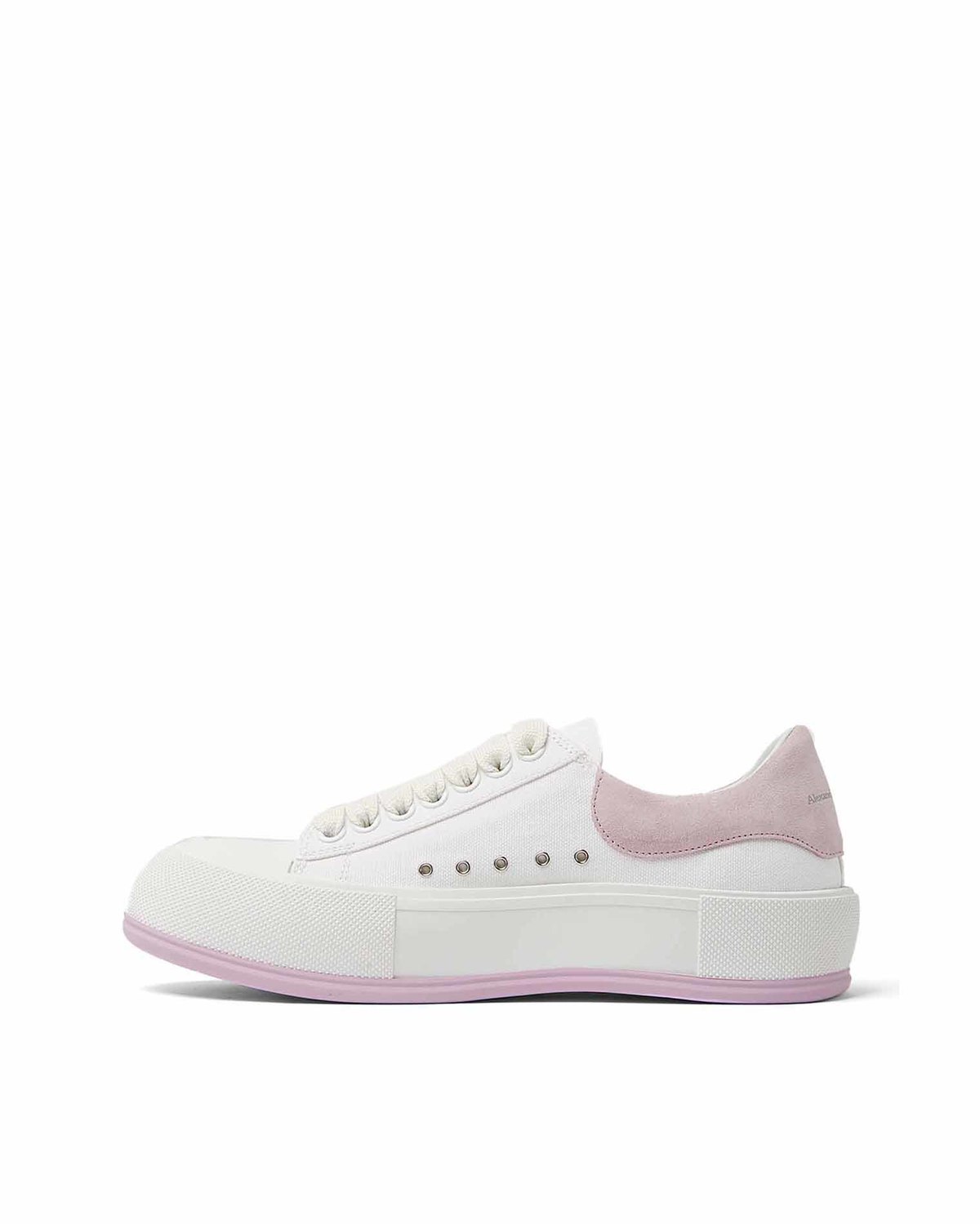 Alexander-McQueen---Deck-Lace-