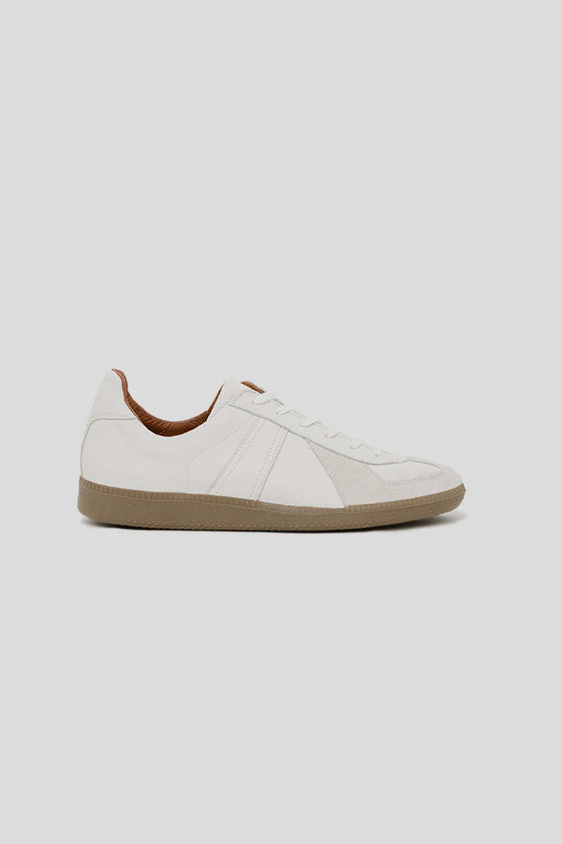 Reproduction of Found German Military Trainer - White