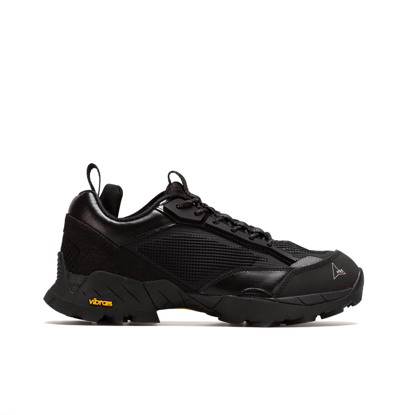 ROA Lhakpa Sneakers - Black | Garmentory
