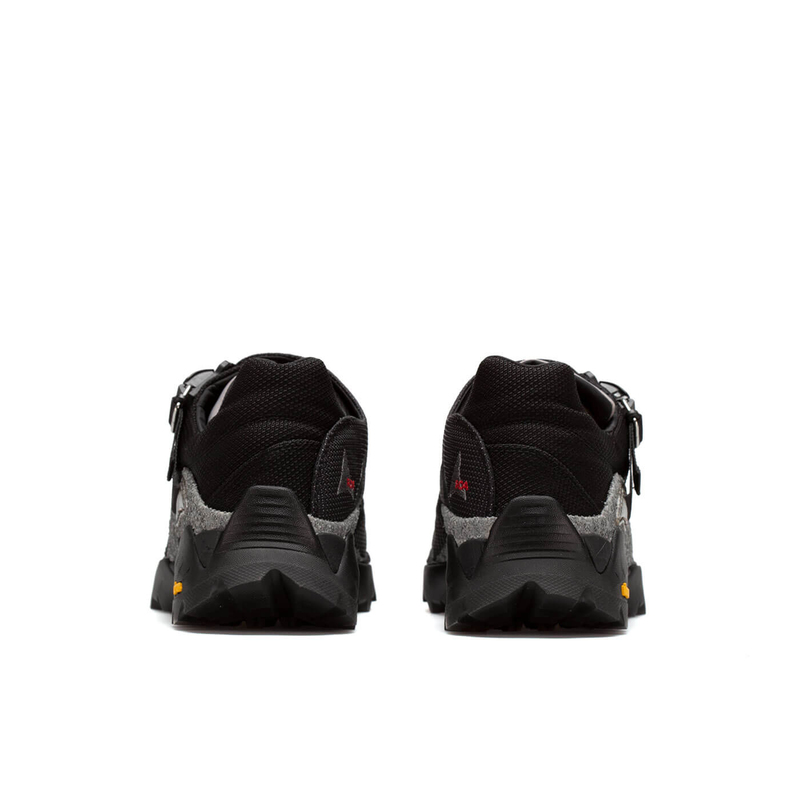 ROA Minaar Sneakers - Black | Garmentory ROA Minaar Sneakers - Black | Garmentory