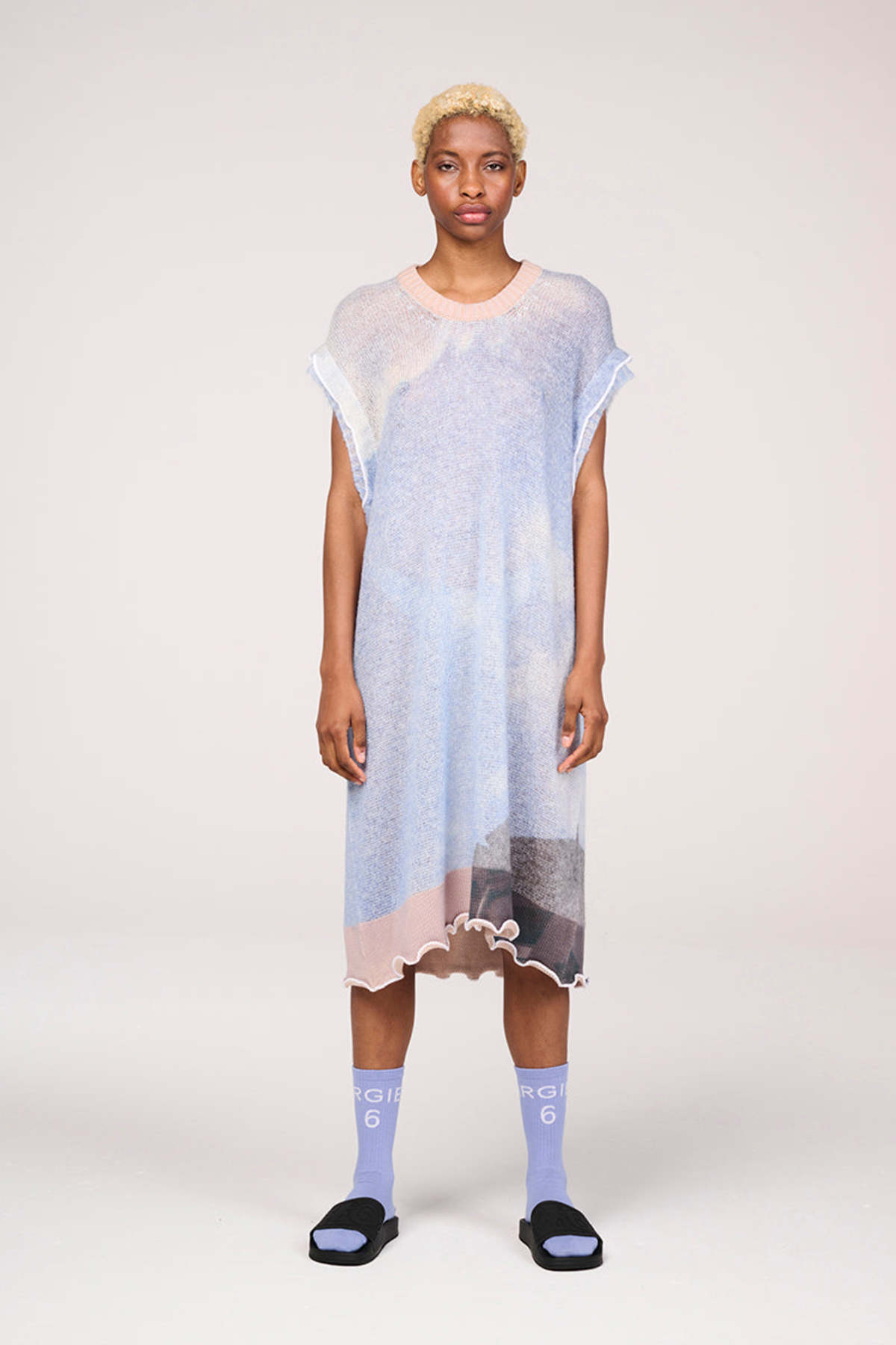 【送料&関税込】MM6 Maison Margiela Destroyed Knit Mini Dres 24008251_55712752_600.jpg