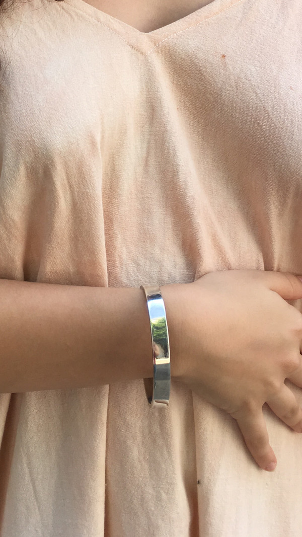 KC Vintage Solid Silver Hinged Bangle KC Vintage Solid Silver Hinged Bangle