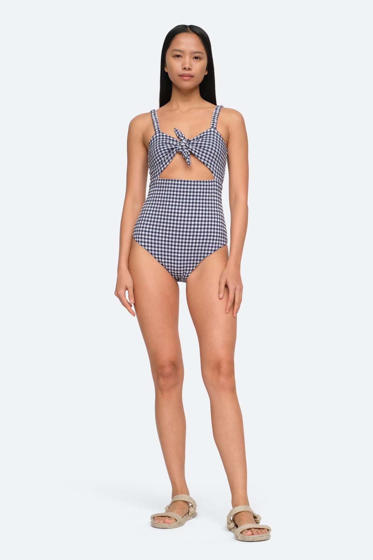 Shiori　Sea New York ONE PIECE Iyla One Piece – Sea, New York