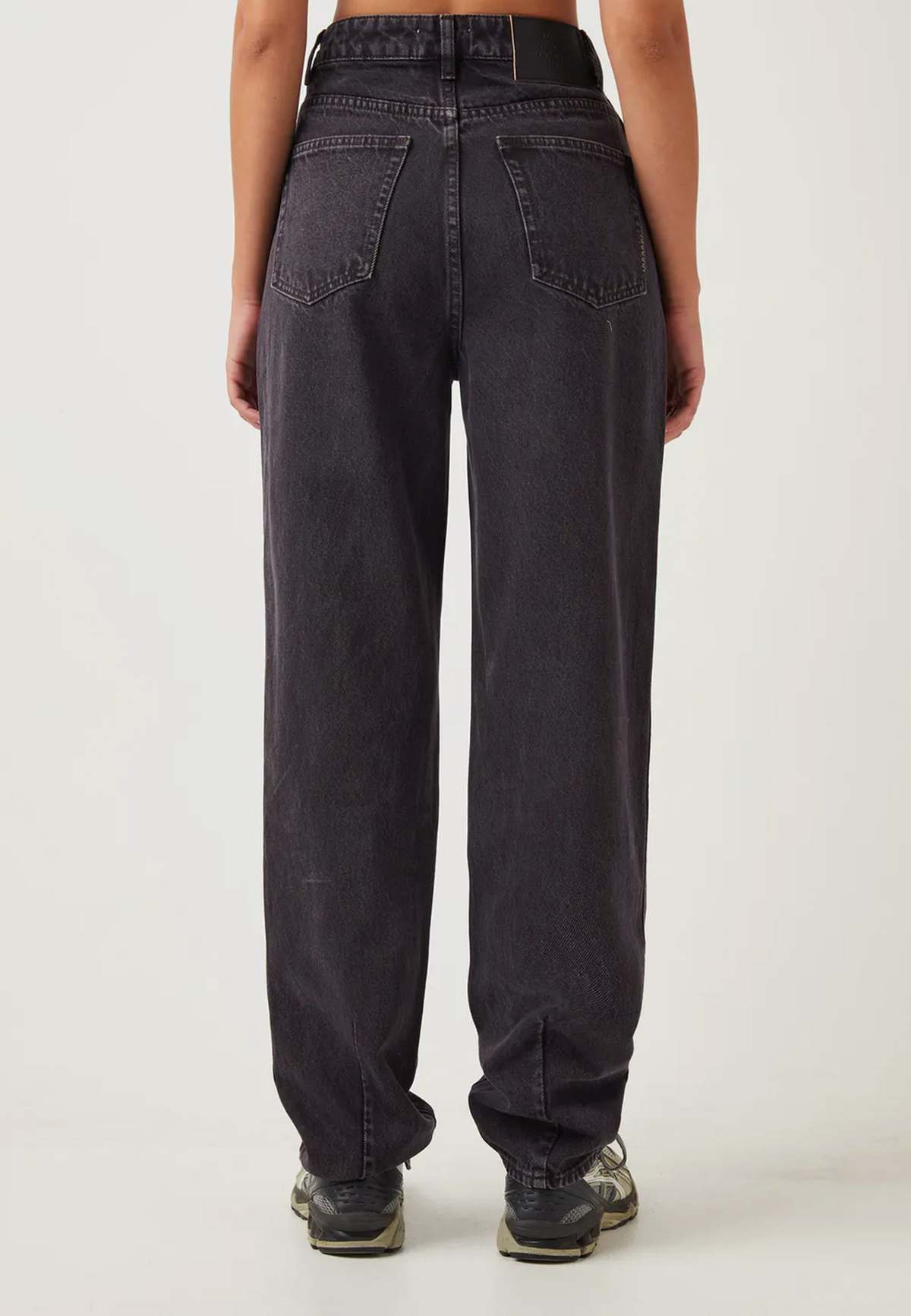 NEUW Sade Baggy Jeans - Dark Cocoa - Image 5 of 7