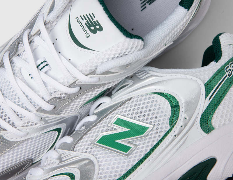 靴 New Balance/ MR530 WHITE/GREEN New Balance 530 - Sea Salt / White / Marsh Green