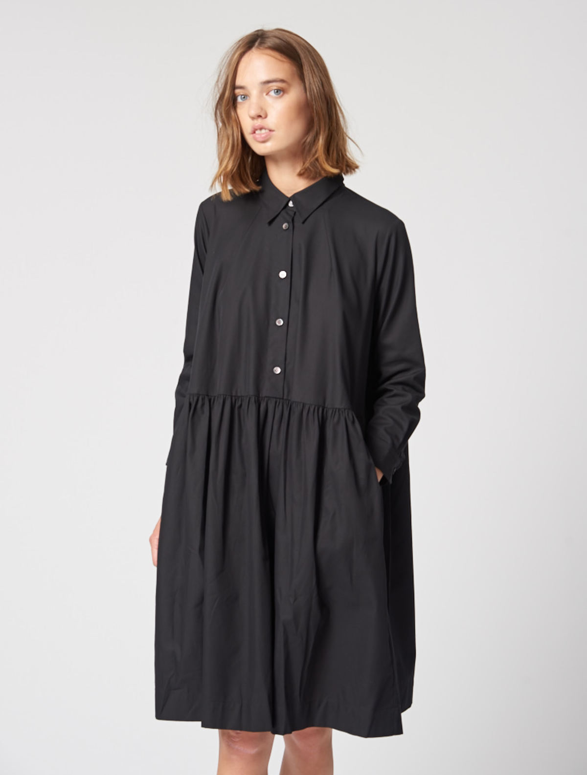 ワンピース ARTS&SCIENCE back smocking shirt dress Women – ARTS&SCIENCE ONLINE SELLER