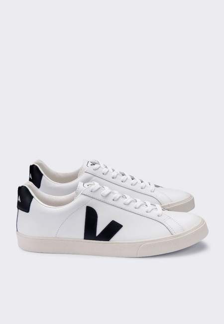 veja esplar logo leather