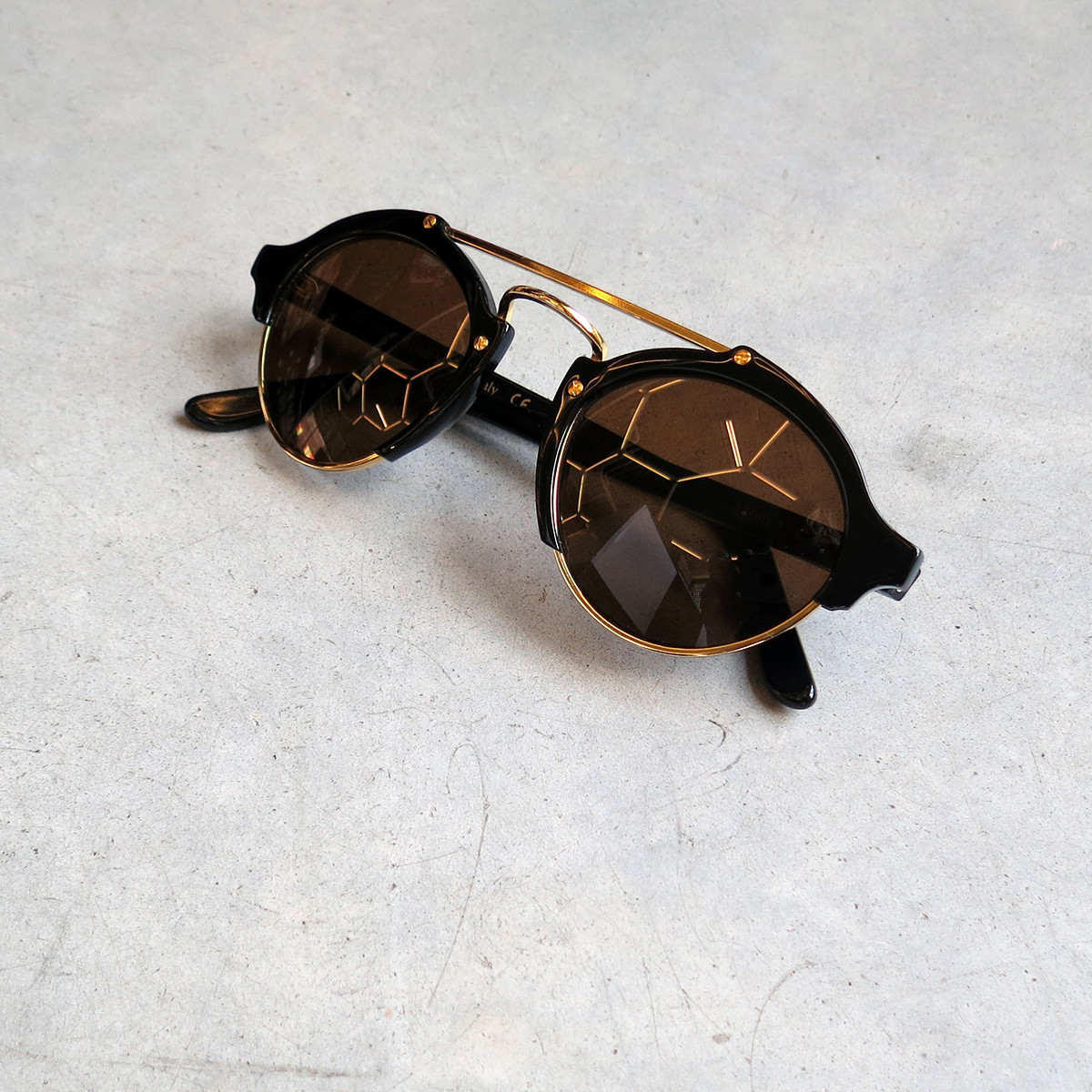 Illesteva Unisex Black Sunglasses with Brown Lenses Illesteva Round Tinted Sunglasses - Brown Sunglasses  main image 2