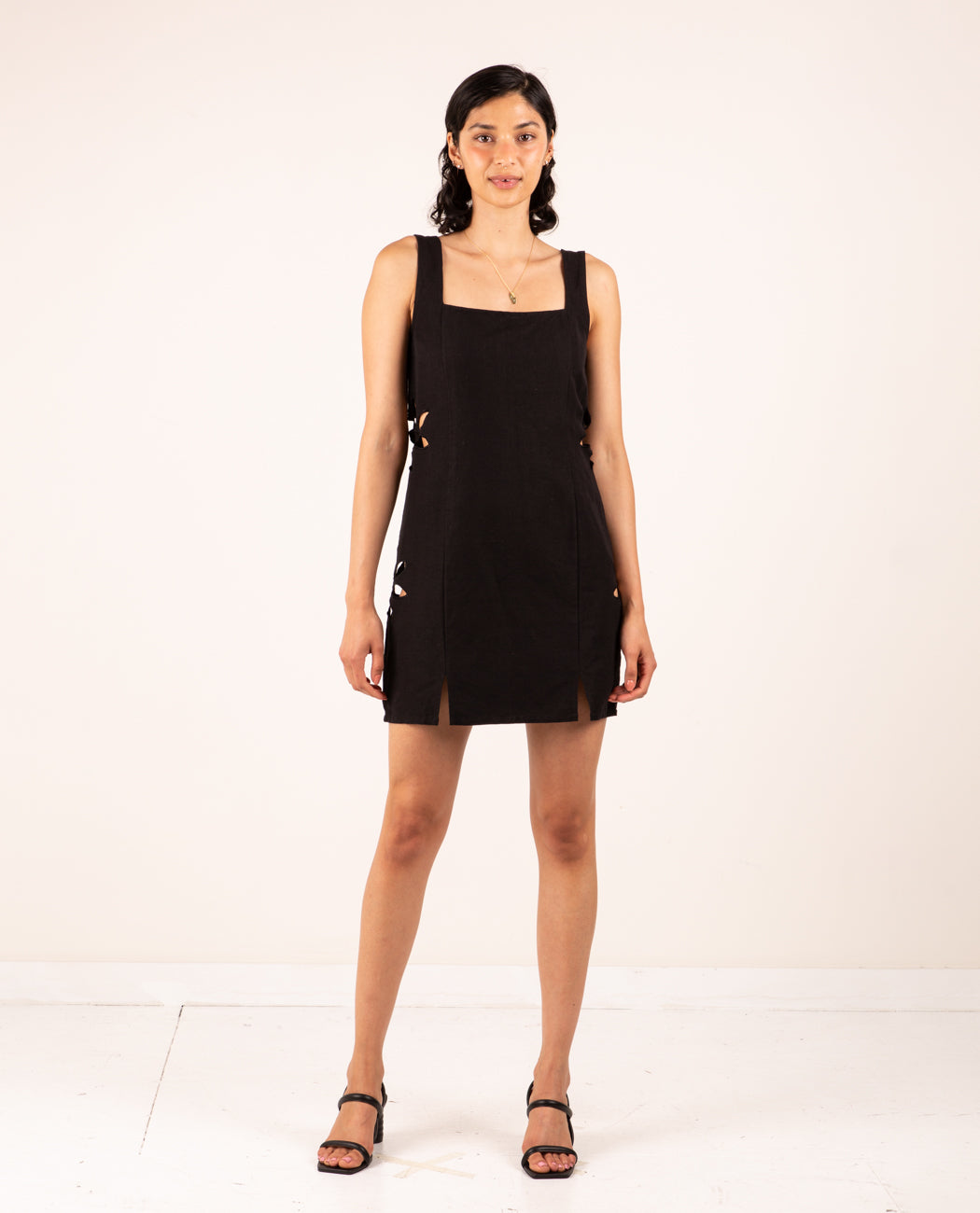 knee length dresses for ladies Afrodita Linen Dress main image 0