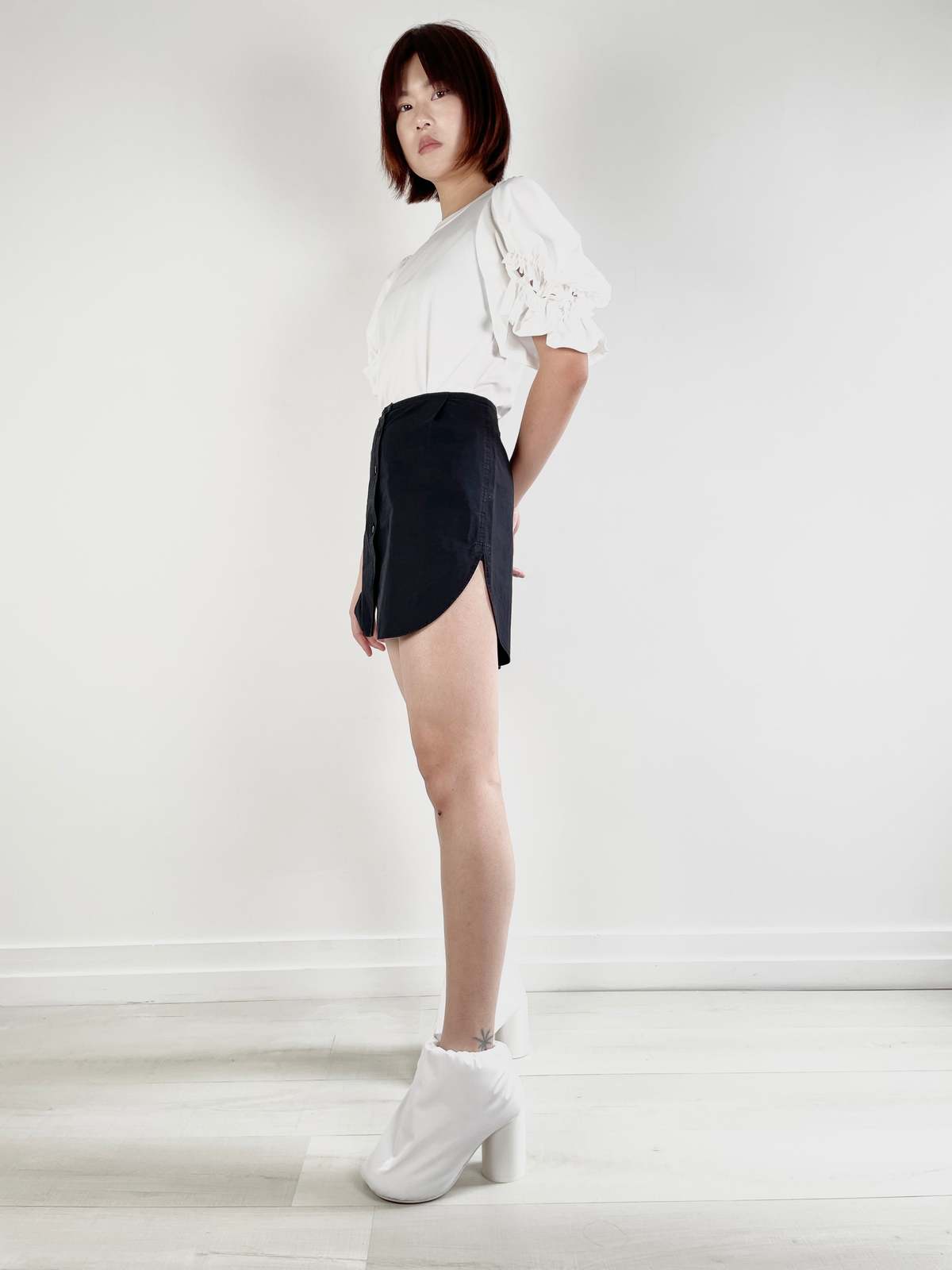 スカート DRIES VAN NOTEN Women Mini Skirts 92157 2510108161147 90583 Dries van Noten Button-Down Shirt-Tail Mini-Skirt | Garmentory