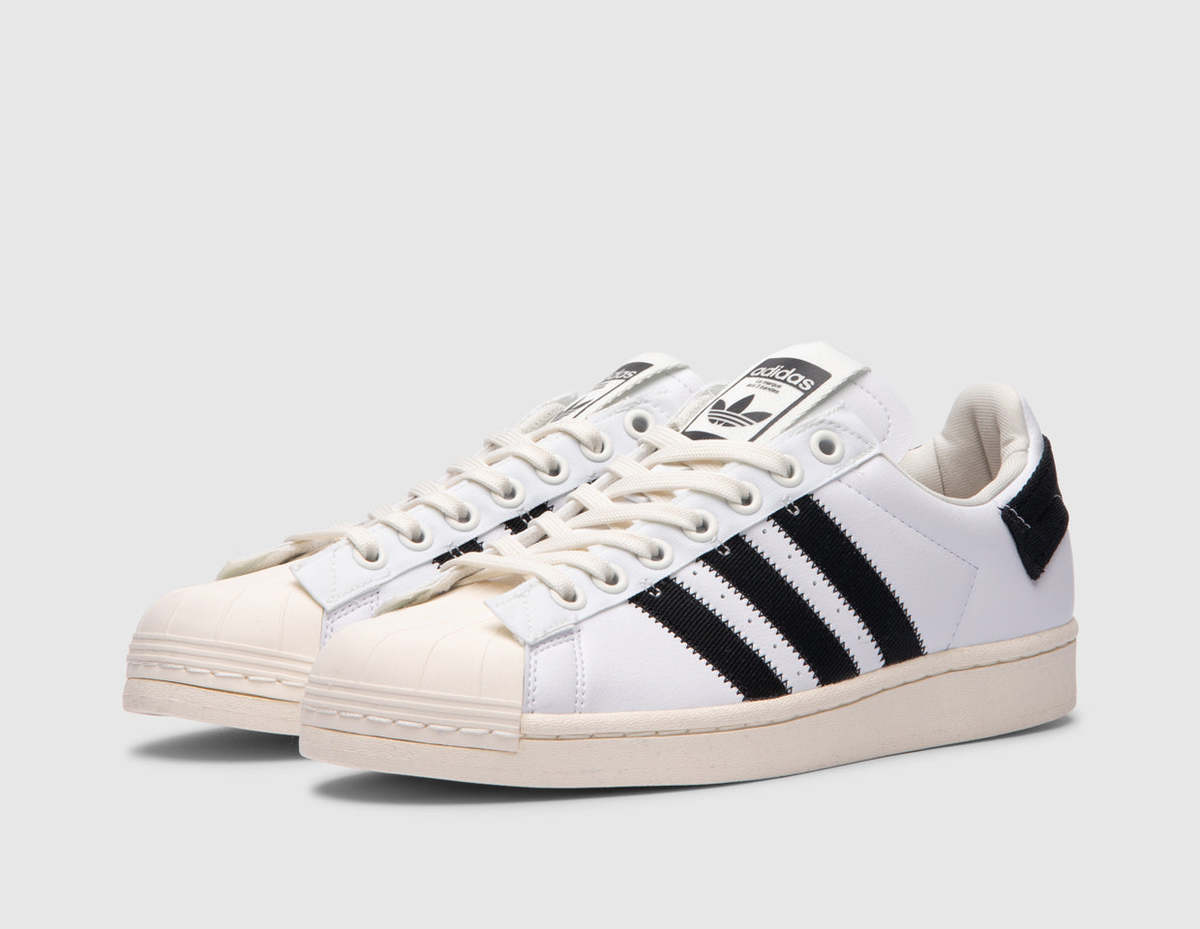 adidas gazelle silver green womens Adidas Superstar Parley White Black
