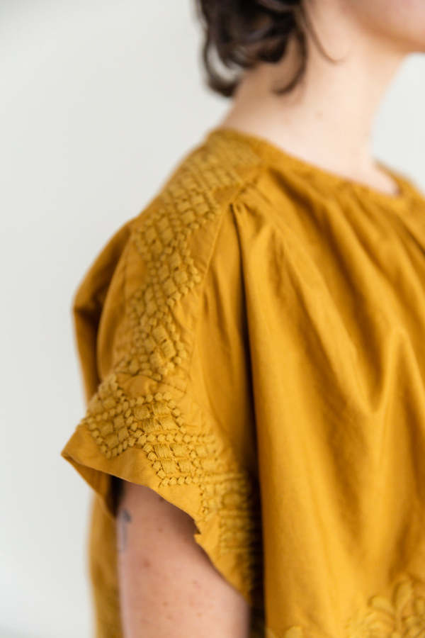 Antipast FLORAL EMBROIDERED DRESS -  GOLD