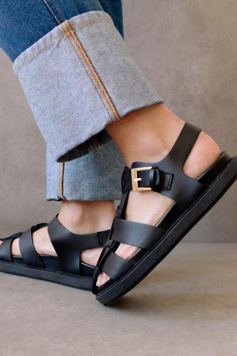 Alohas Backbone Clog - Black