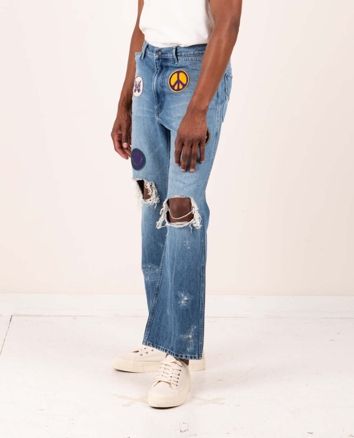 Lサイズ ニードルスAssorted Patches straight Jean Lサイズ ニードルスAssorted Patches straight Jean Needles