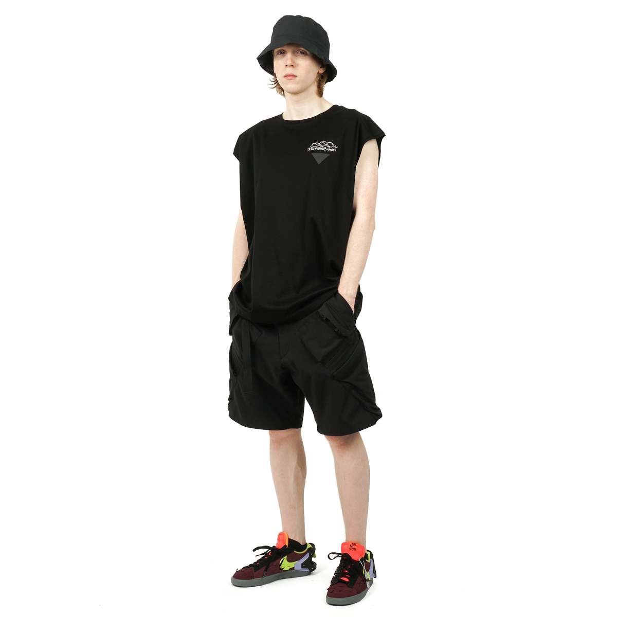美品 ACRONYM SP29-M GRAY Mサイズ ACRONYM SP29-M グレー Sサイズ カーゴショーツ ハーフパンツ