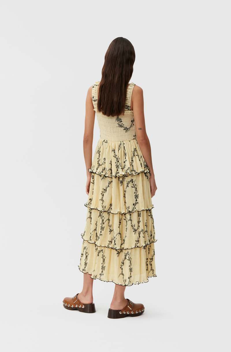 トップス GANNI PLEATED GEROGETTE / FLAN Ganni Pleated Georgette Top in Floral Azure Blue | FWRD