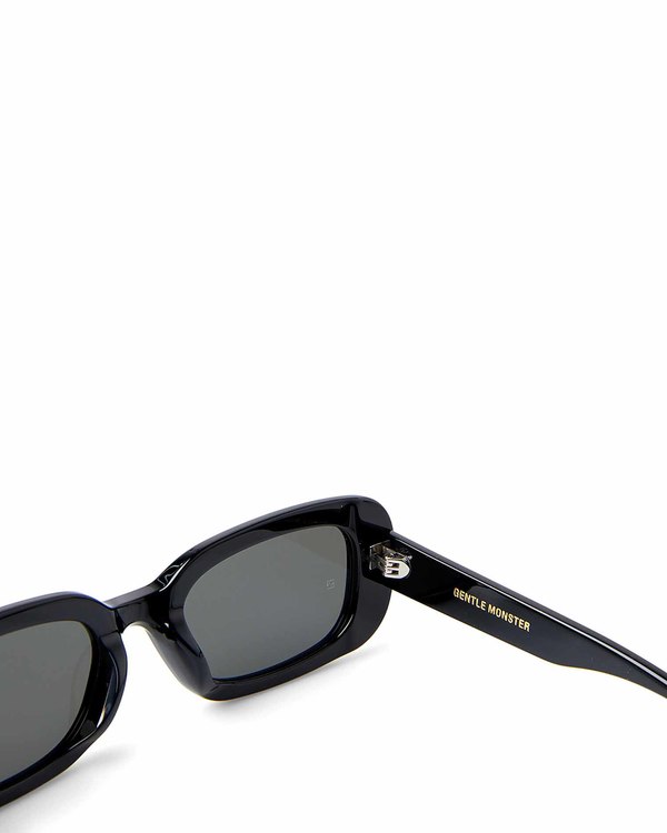 Gentle Monster Bliss 01 Sunglasses - Black | Garmentory
