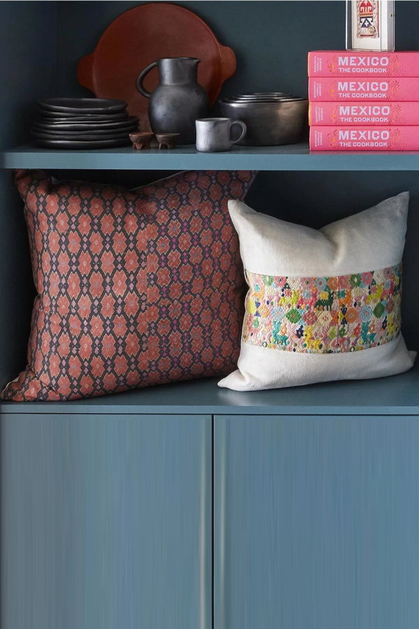 St. Frank Coral Cross Miao Pillow