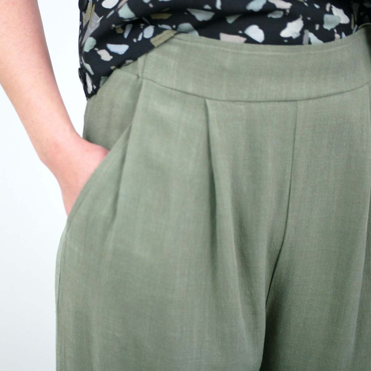 Allison Wonderland Lucie Pant - Olive - Image 8 of 9