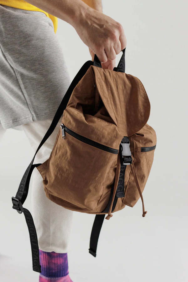 baggu backpack leather Modern Mini The interior has a laptop sleeve with velcro closure that fits a 13/14 laptop Brown Sport Backpack Baggu