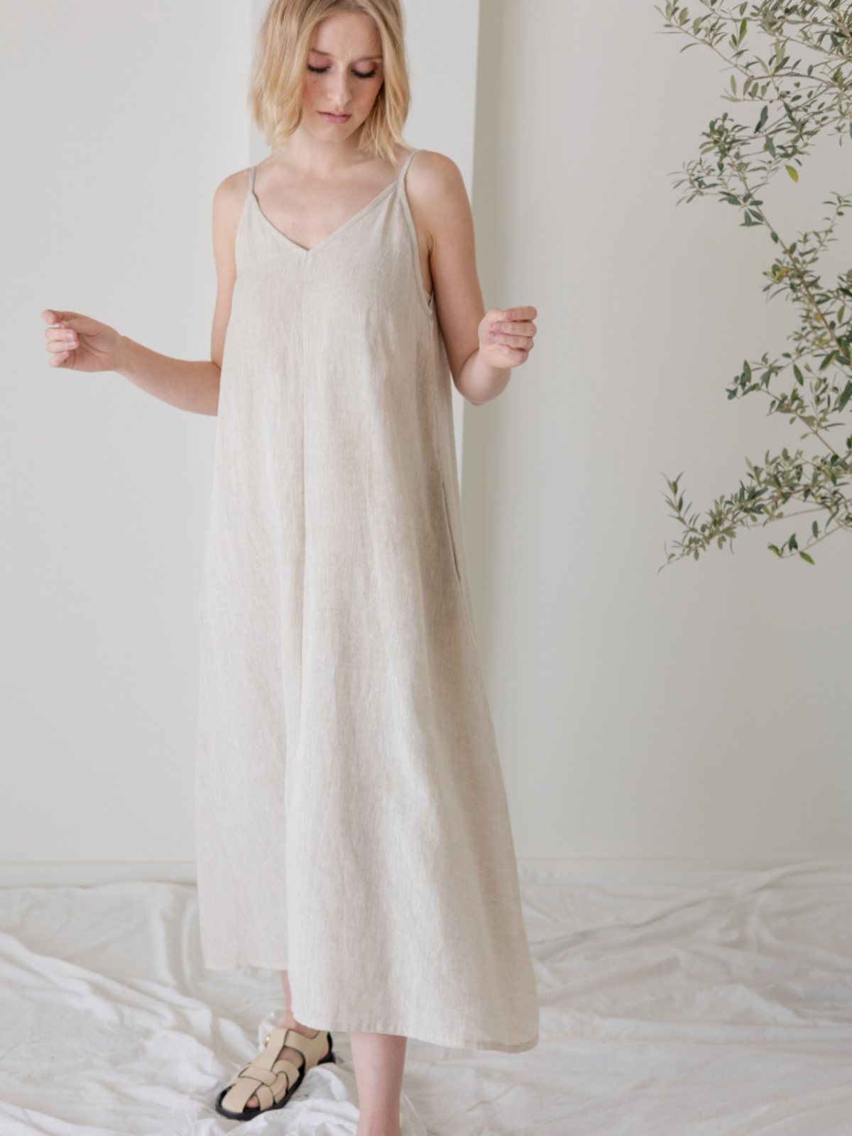 knee length dresses for ladies Green Linen Midi Dress Eve – Modern Simplicity