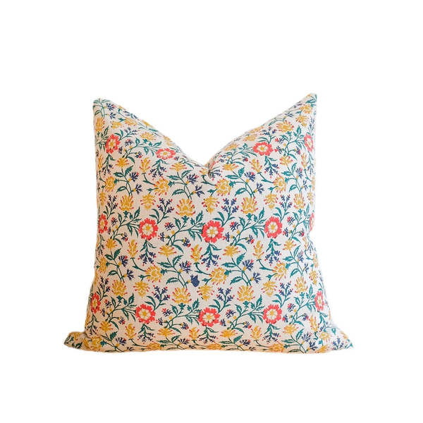 Soil to Studio Aditi Linen Pillow - Thumbnail 2