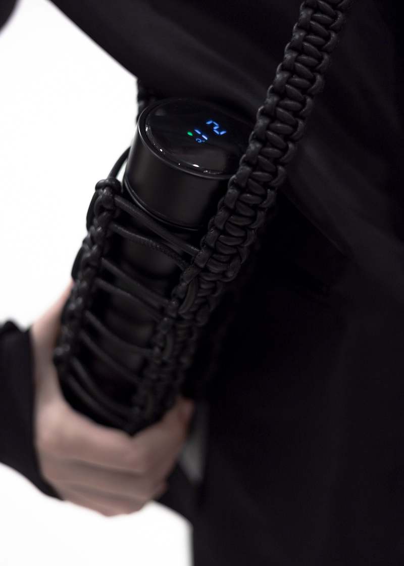 Heliot Emil AGNATHA WATER BOTTLE - Black | Garmentory
