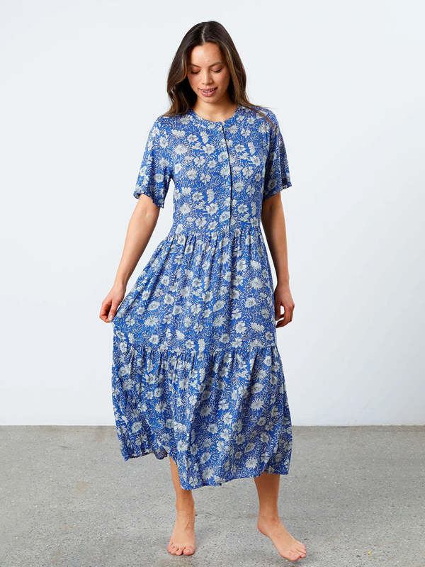 lollys laundry maxi dress Lolly's Laundry Liliya Stripe Maxi Dress - Navy/White