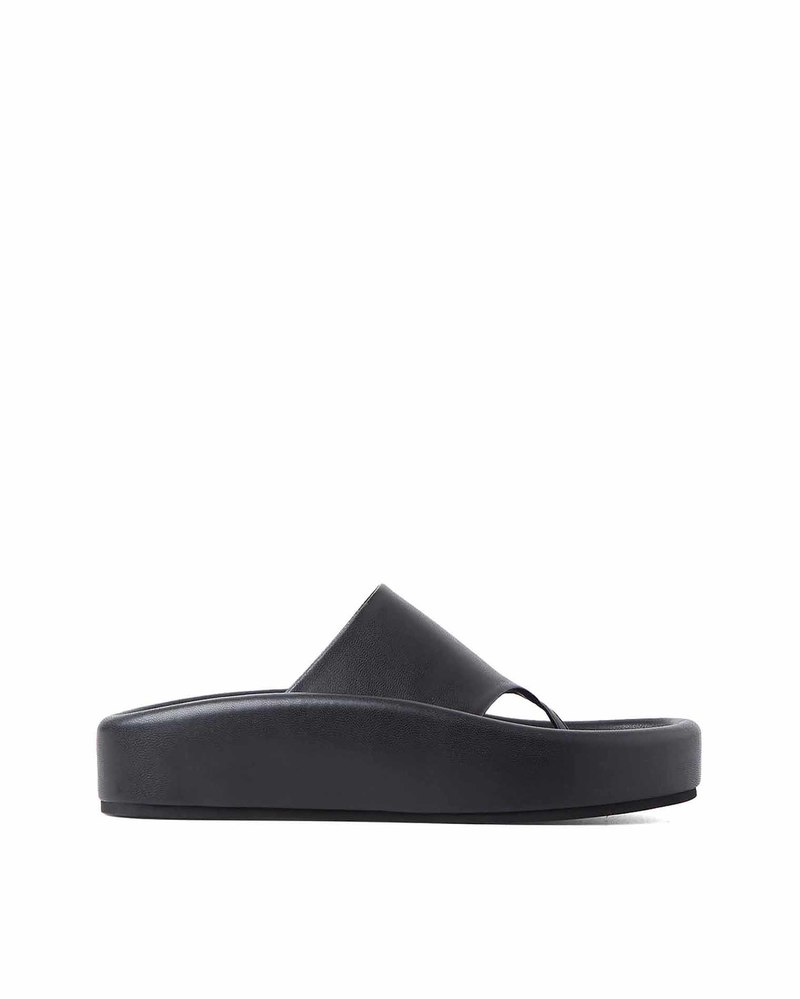 大人気 【MM6】 NAPPA FLATFORM SANDALS ●送料・関税込● Beige Webbing Slip-On Platform Sandals by MM6 Maison
