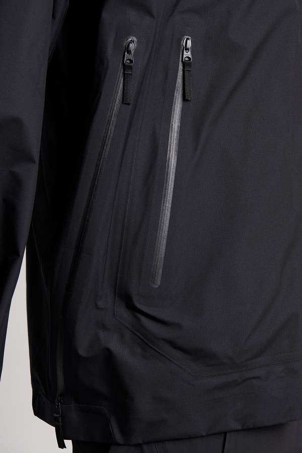 VEILANCE Survey Jacket - Black | Garmentory