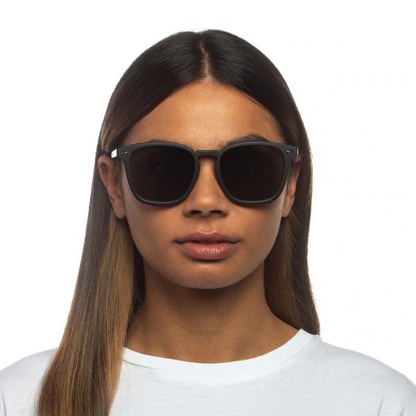 Le Specs big deal eyewear - matte black | Garmentory display picture 1