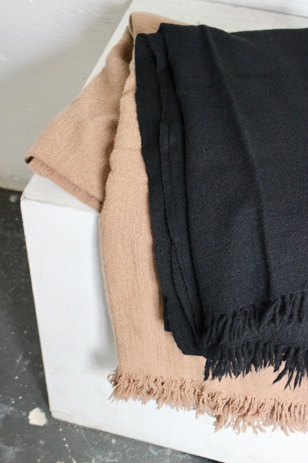 Auntie Oti Lightweight Wool Throw Fawn Garmentory