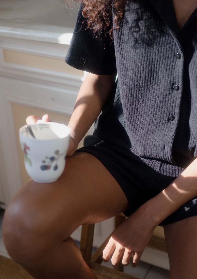 OhSevenDays Havlu Shorts - Caramel/Black