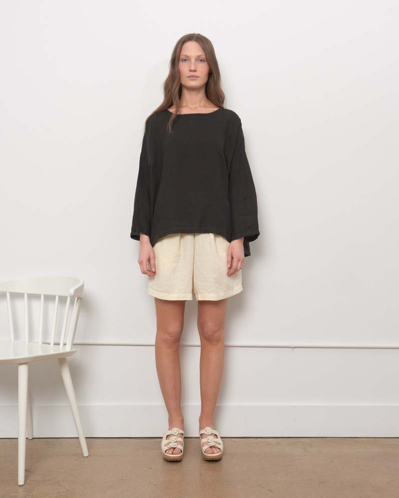 Black Crane Carpenter Shorts - Cream