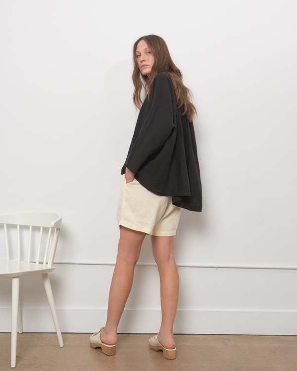 Black Crane Carpenter Shorts - Cream