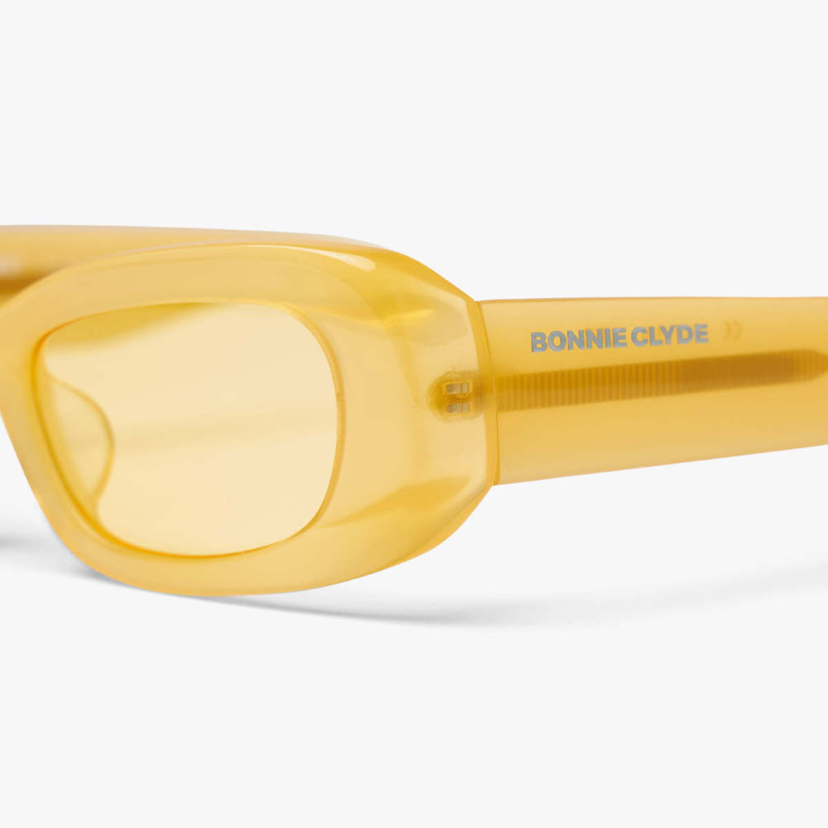 Bonnie Clyde UFO sunglasses Bonnie Clyde UFO Sunglasses - Yellow | Garmentory main image 3