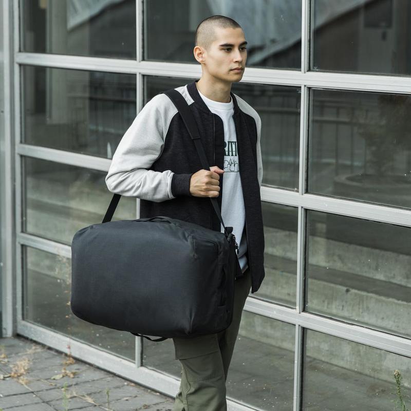 ARCTERYX COVERT CASE CARRY ON - CARBON COPY | Garmentory