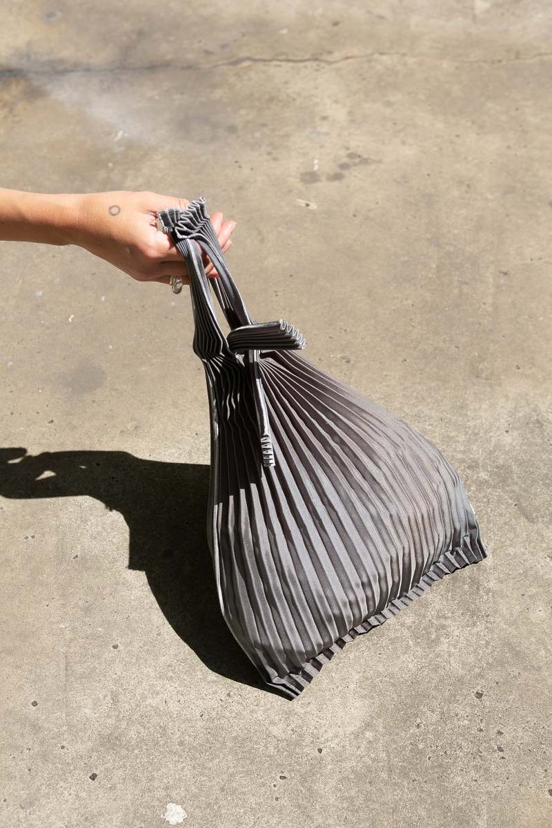 WOLF & GYPSY VINTAGE Grey Pleco Pleated Bag