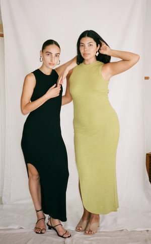 black swiss dot midi dress Ava and Lu Black Swiss Dot Tiered Midi Dress – Ladida