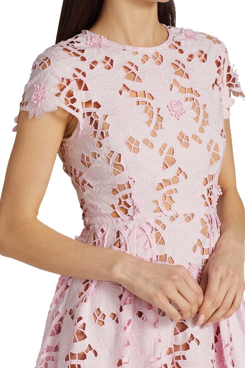 国内配送【SELF PORTRAIT】ピンク GUIPURE ミディ ドレス Self-Portrait Cotton Guipure Midi Dress - Pink | Garmentory