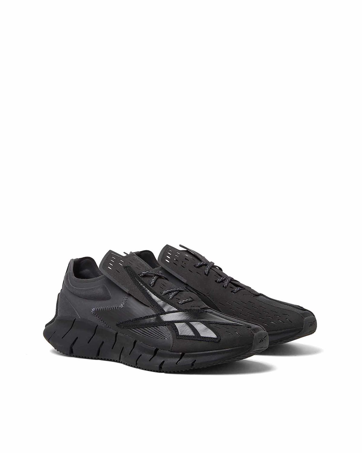ZRBです。 Maison Margiela x Reebok Zig3D Storm Memory Sneakers - Black
