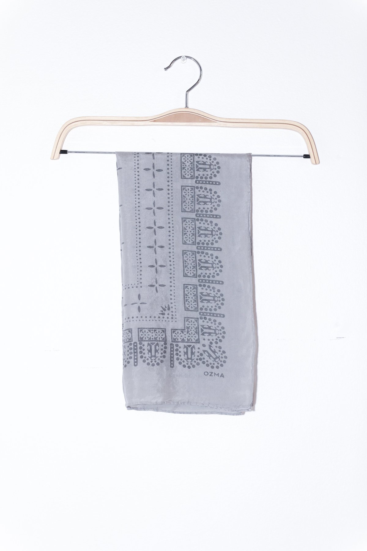 Ozma Bandana - Image 6 of 18