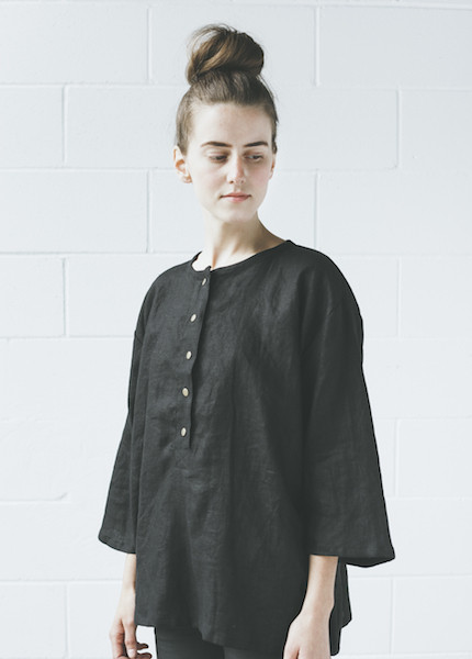 Sunja Link Linen Top | Black Sunja Link Linen Top | Black