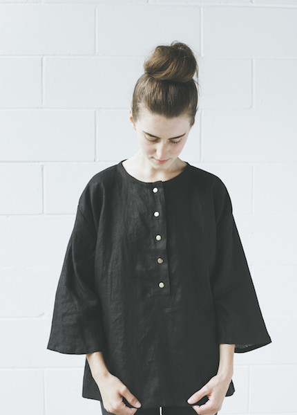 Sunja Link Linen Top | Black Sunja Link Linen Top | Black