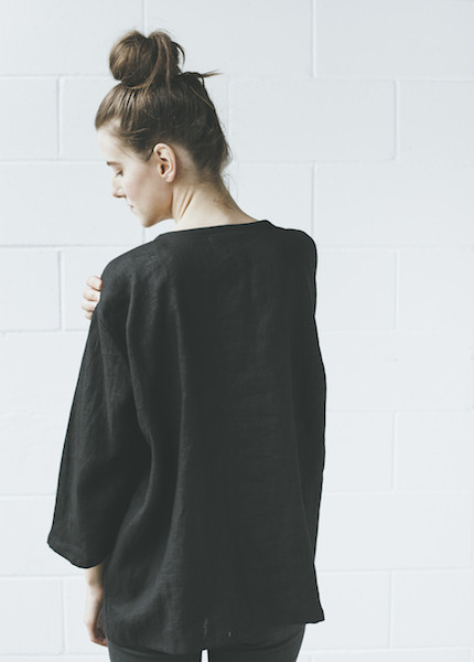 Sunja Link Linen Top | Black Sunja Link Linen Top | Black