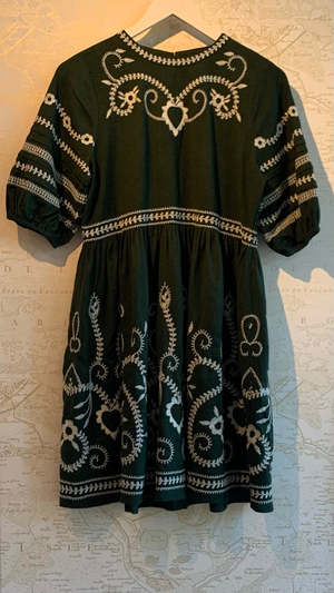 The Great. Peninsula Short Embroidered Dress - Dark Forest Green |  Garmentory