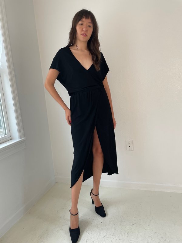 Iconic Halston Wrap Dress - Black | Garmentory
